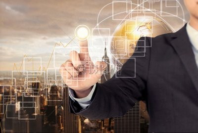 新秀丽(01910)发布年度业绩 股东应占溢利417亿美元 同比增长333%